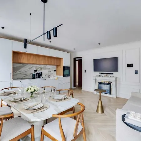 Spacious A-c 3br-8p - Grand Boulevards * Parigi